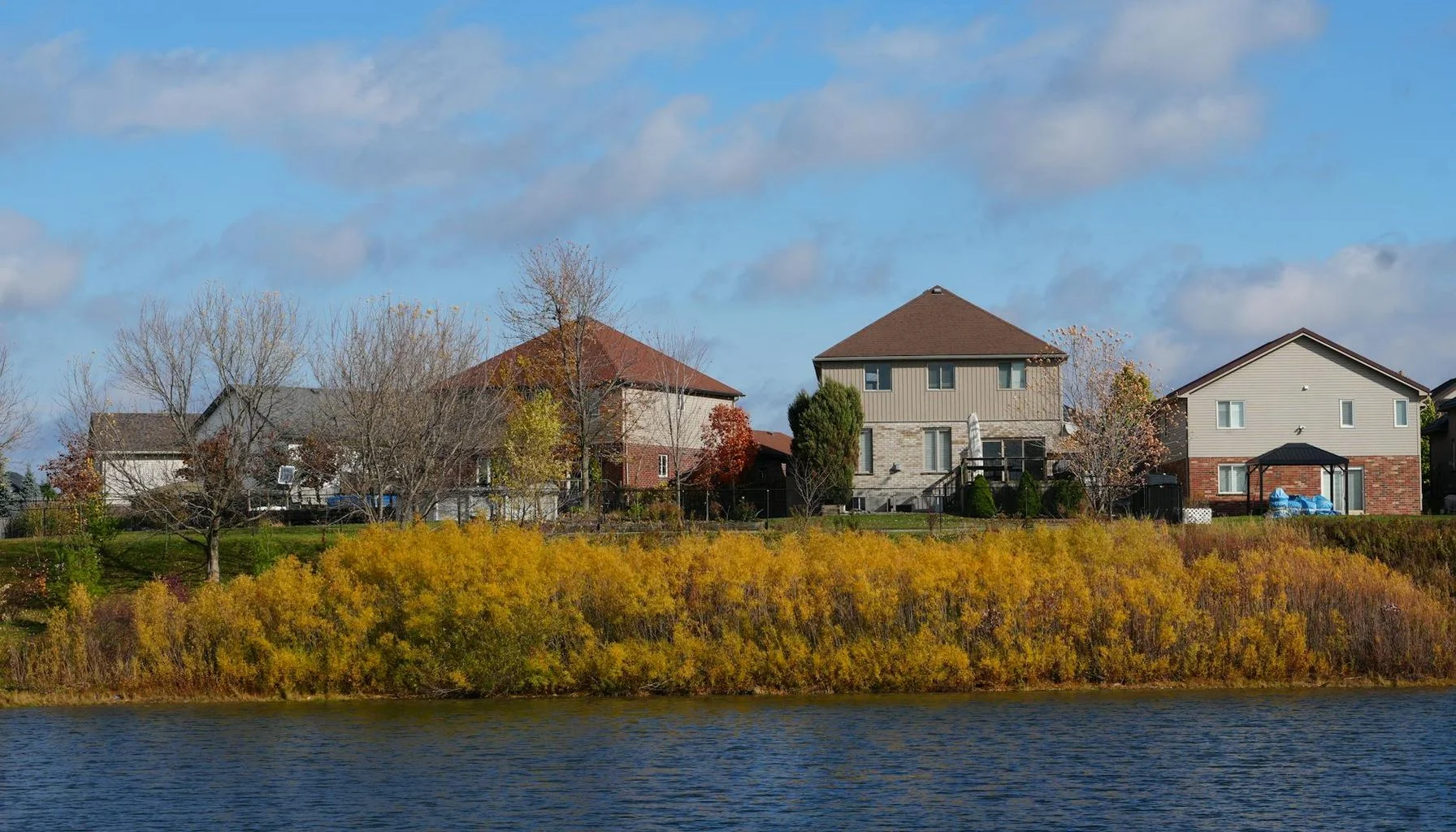 House Prices Expected to Fall 2% in 2026: Savills Forecast