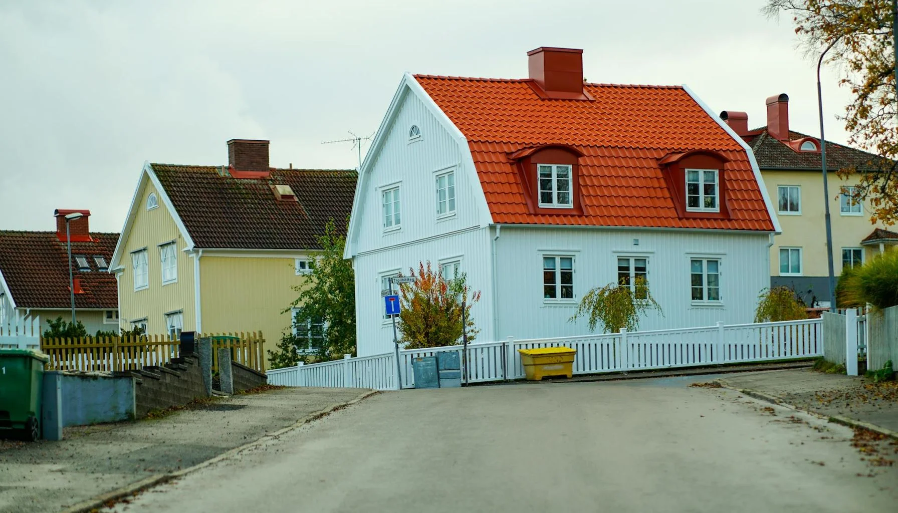 House Prices Expected to Fall 2% in 2026: Savills Insights