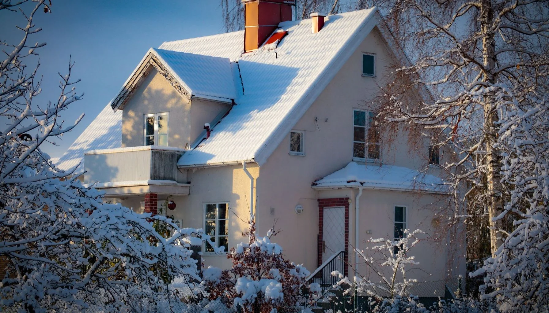 Deciding Whether to Fix Your Mortgage Rate Now